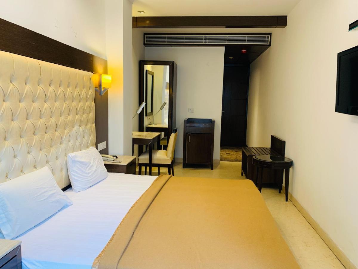 Metropolis Tourist Home Paharganj New Delhi Eksteriør billede