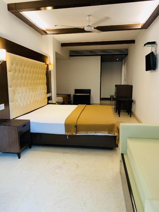 Metropolis Tourist Home Paharganj New Delhi Eksteriør billede