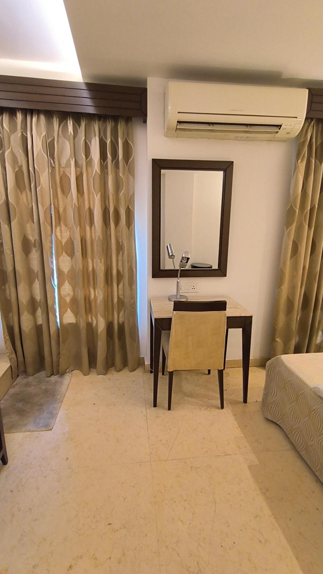 Metropolis Tourist Home Paharganj New Delhi Eksteriør billede