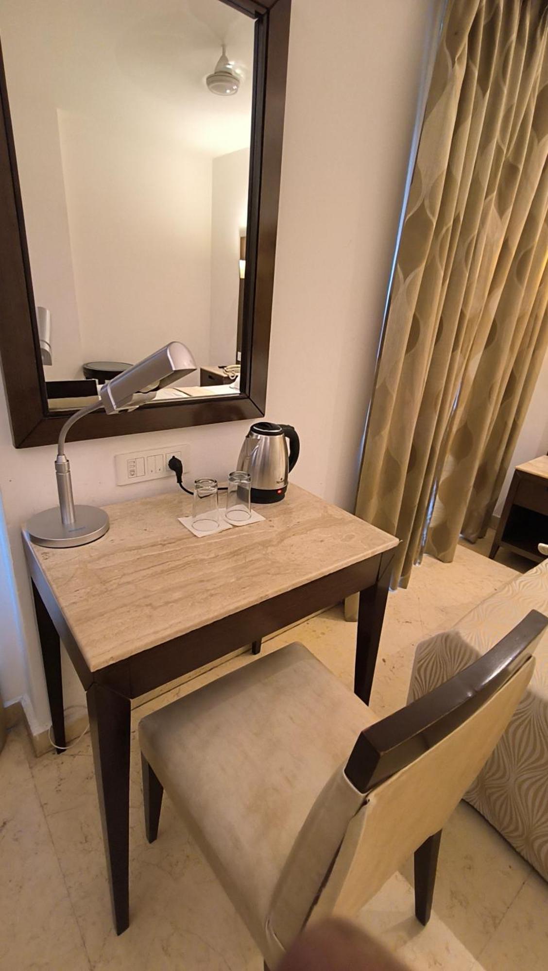 Metropolis Tourist Home Paharganj New Delhi Eksteriør billede